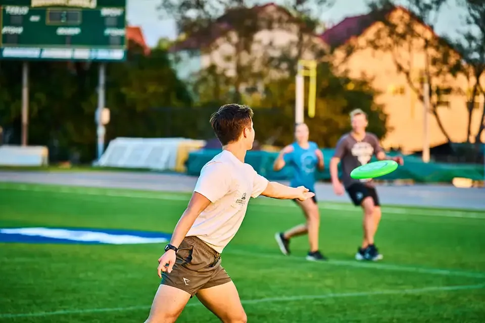 ultimate frisbee club